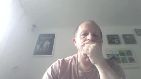 Zippi online show from April 5, 8:22 am