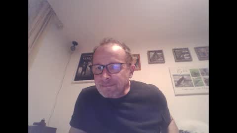 Zippi online show from November 23, 4:38 pm