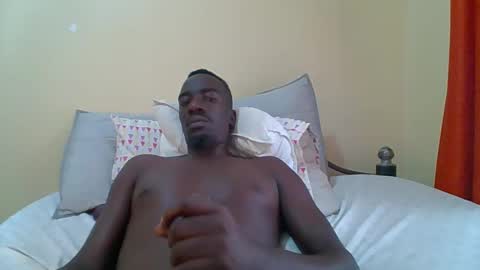 Zlatann2012 online show from February 2, 10:11 am