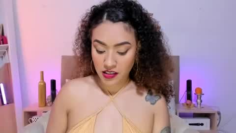 Zoe Gruber online show from December 21, 1:34 am