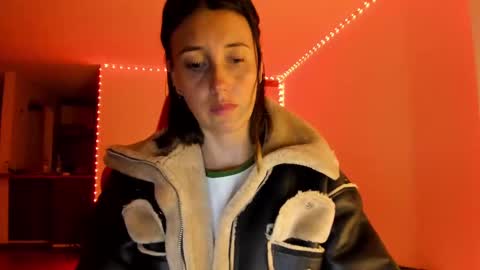 Snapshot of zoe_jeane_beker chatting on March 1, 1:00 am ZOE online show from March 1, 1:00 am