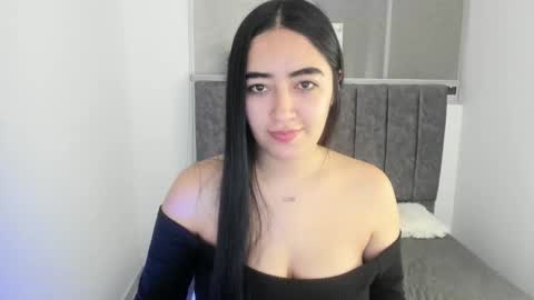 Snapshot of zoe_jones7 chatting on October 14, 2:58 am zoe_jones7 online show from October 14, 2:58 am