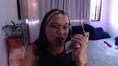 ZOE online show from January 18, 10:39 pm