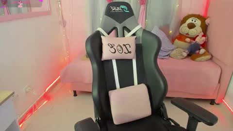 zoe_sullivan_ online show from September 24, 10:11 am