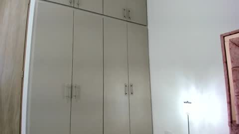 zoee online show from February 8, 9:13 am