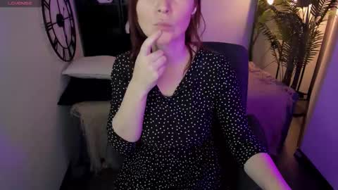 Zoe online show from November 20, 1:21 pm