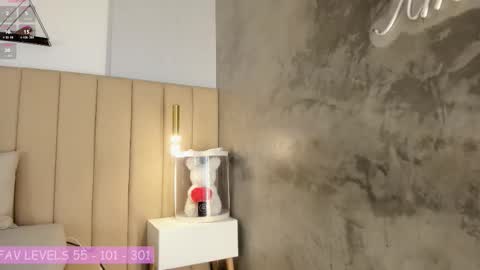 Zoe online show from November 28, 10:39 pm