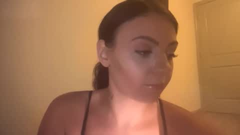 zoerainsexyy online show from May 27, 2:08 am