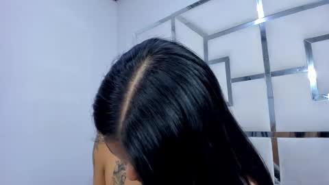 ZoeSwam online show from October 23, 12:28 pm