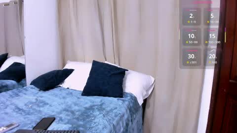 zou_quira online show from June 5, 2:07 am