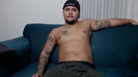 zues_gle25 online show from February 4, 9:02 am