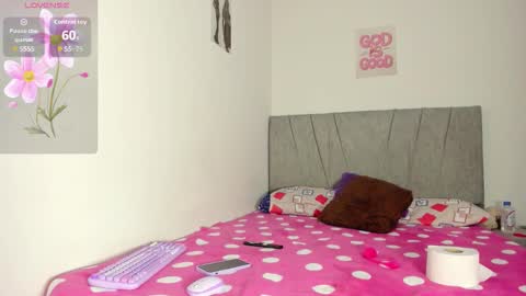 zule online show from November 16, 9:33 am