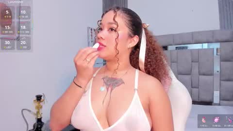 Zuly  online show from November 10, 7:16 pm