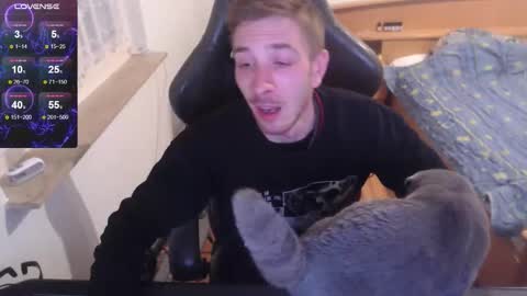 Zuzmoe online show from November 8, 10:35 pm