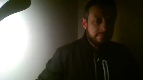 zvrhlikodvedle online show from April 27, 9:34 pm